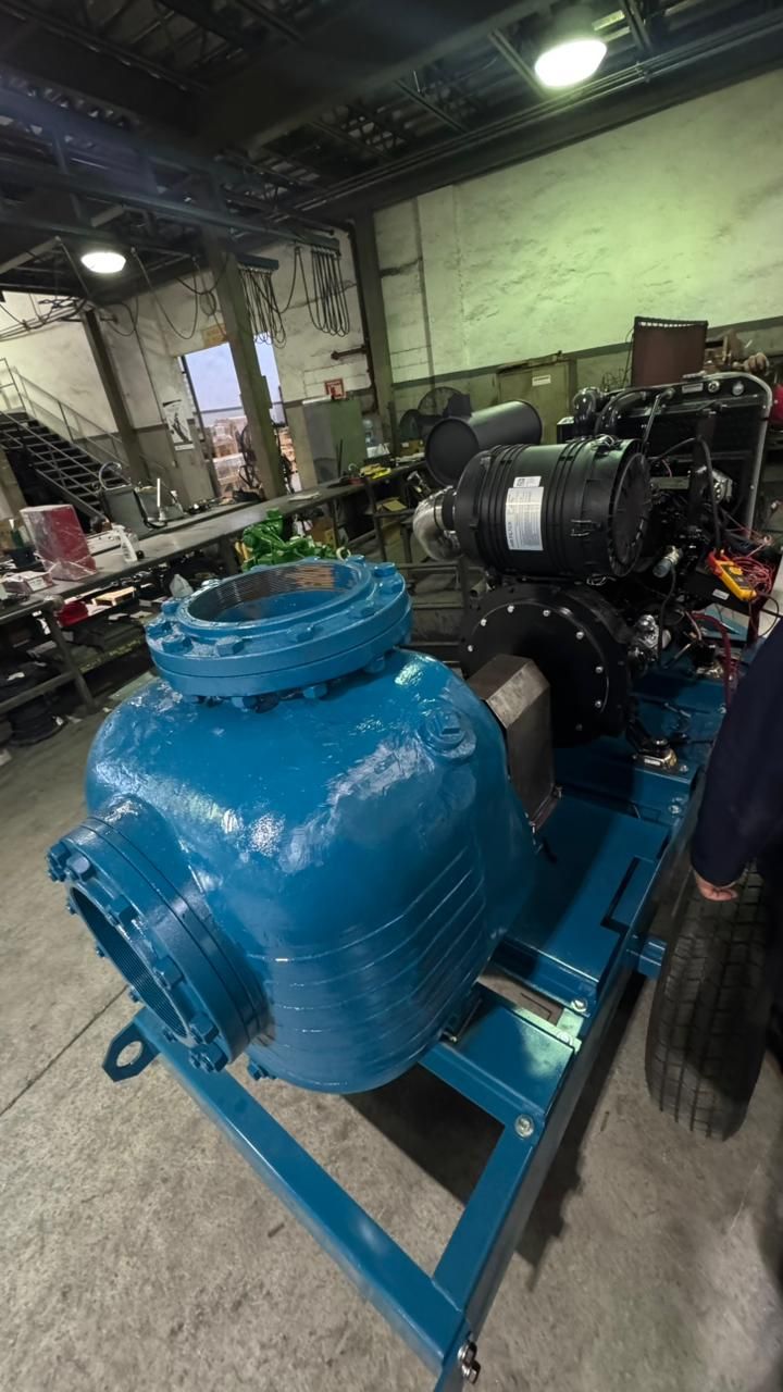 Fabricación de bomba autocebante acoplada a motor a diésel